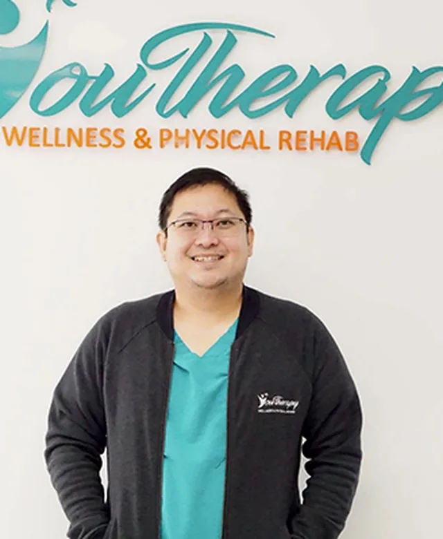 Portrait of Rey Abadilla, founder of Youtherapy Wellness and Physical Rehab